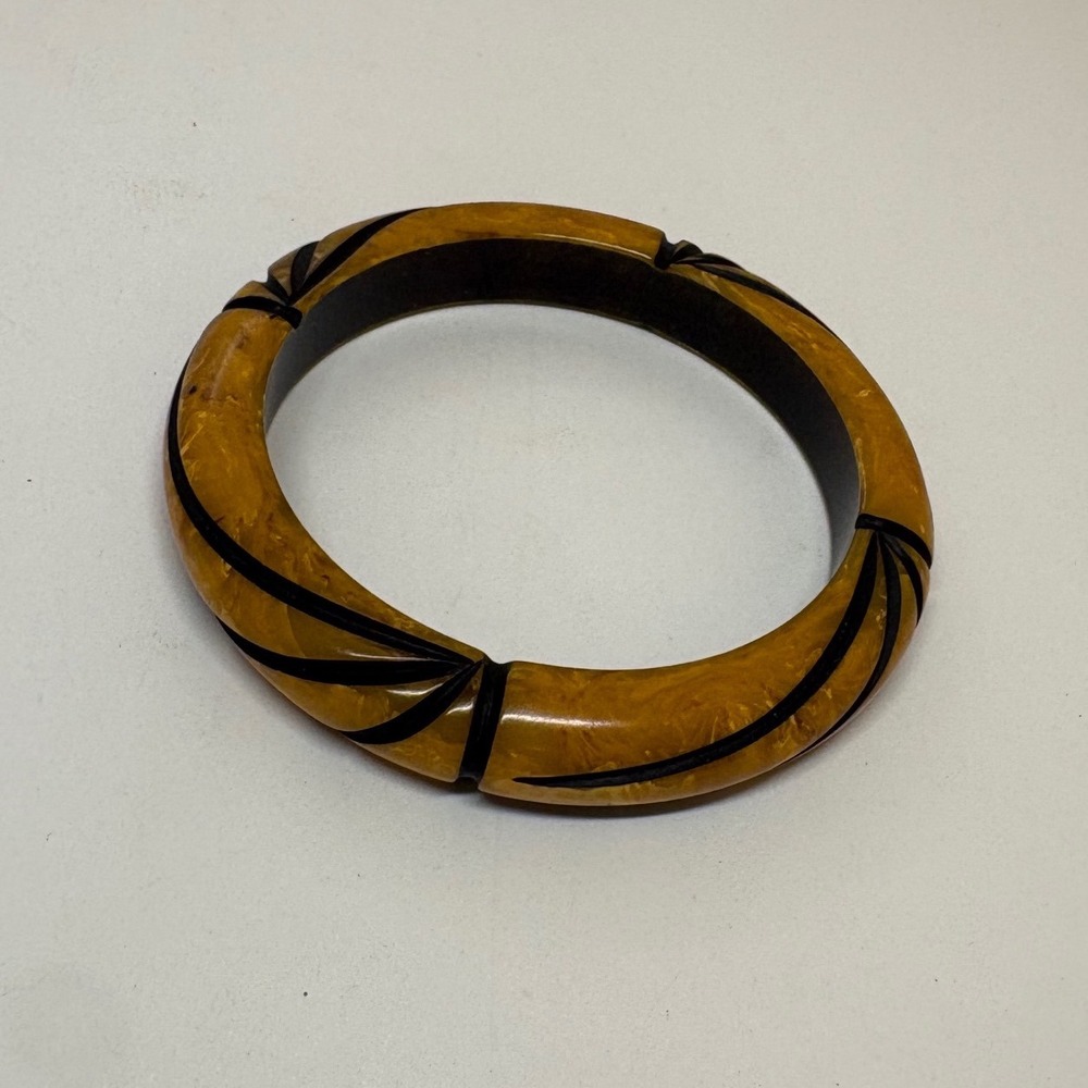Vintage Butterscotch Bangle Bracelet Carved Black Fan Art Deco
